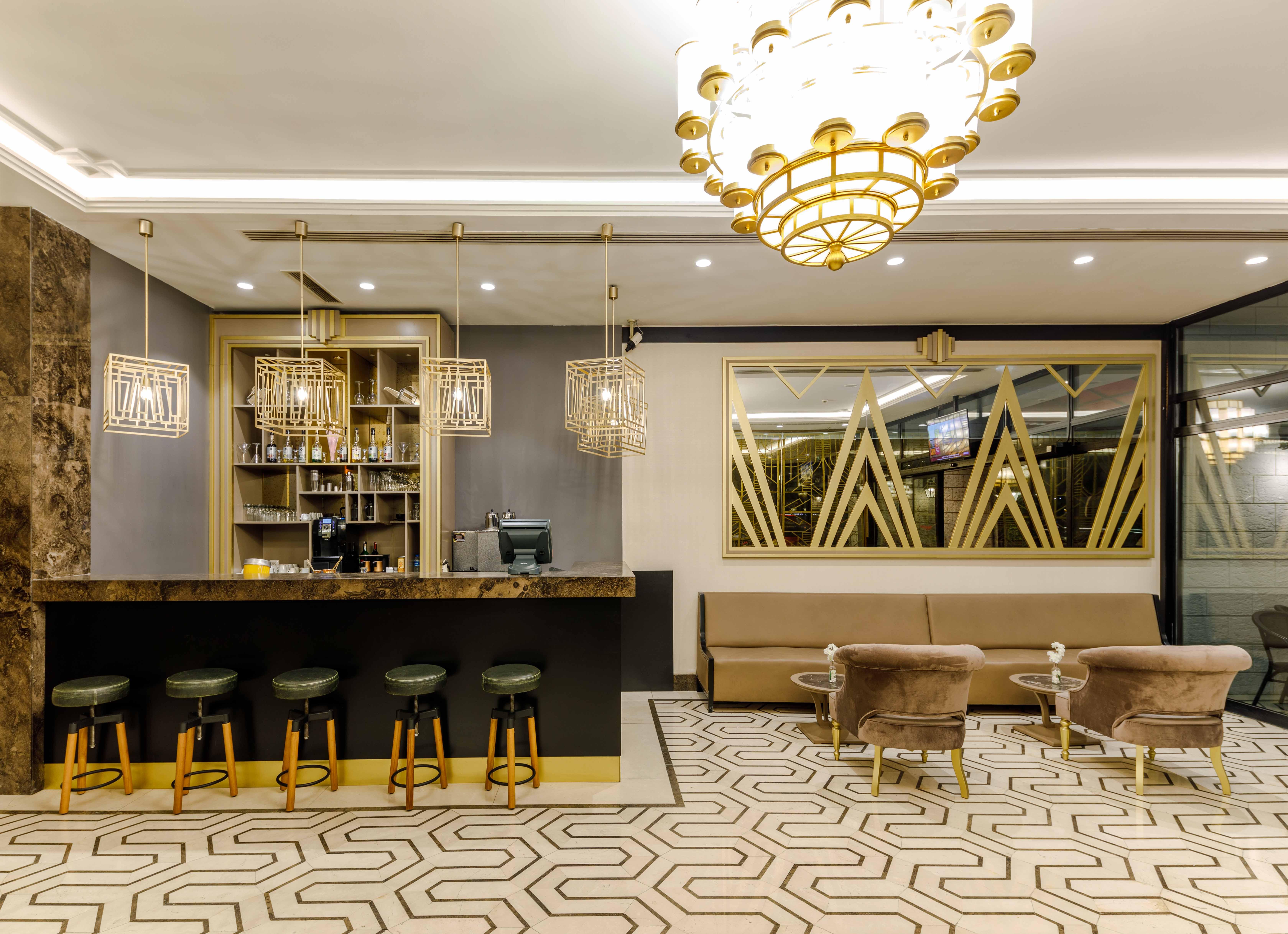 Ramada By Wyndham Istanbul Golden Horn — Fotos 1